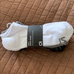NWT Gap ankle socks.  6 pairs.
